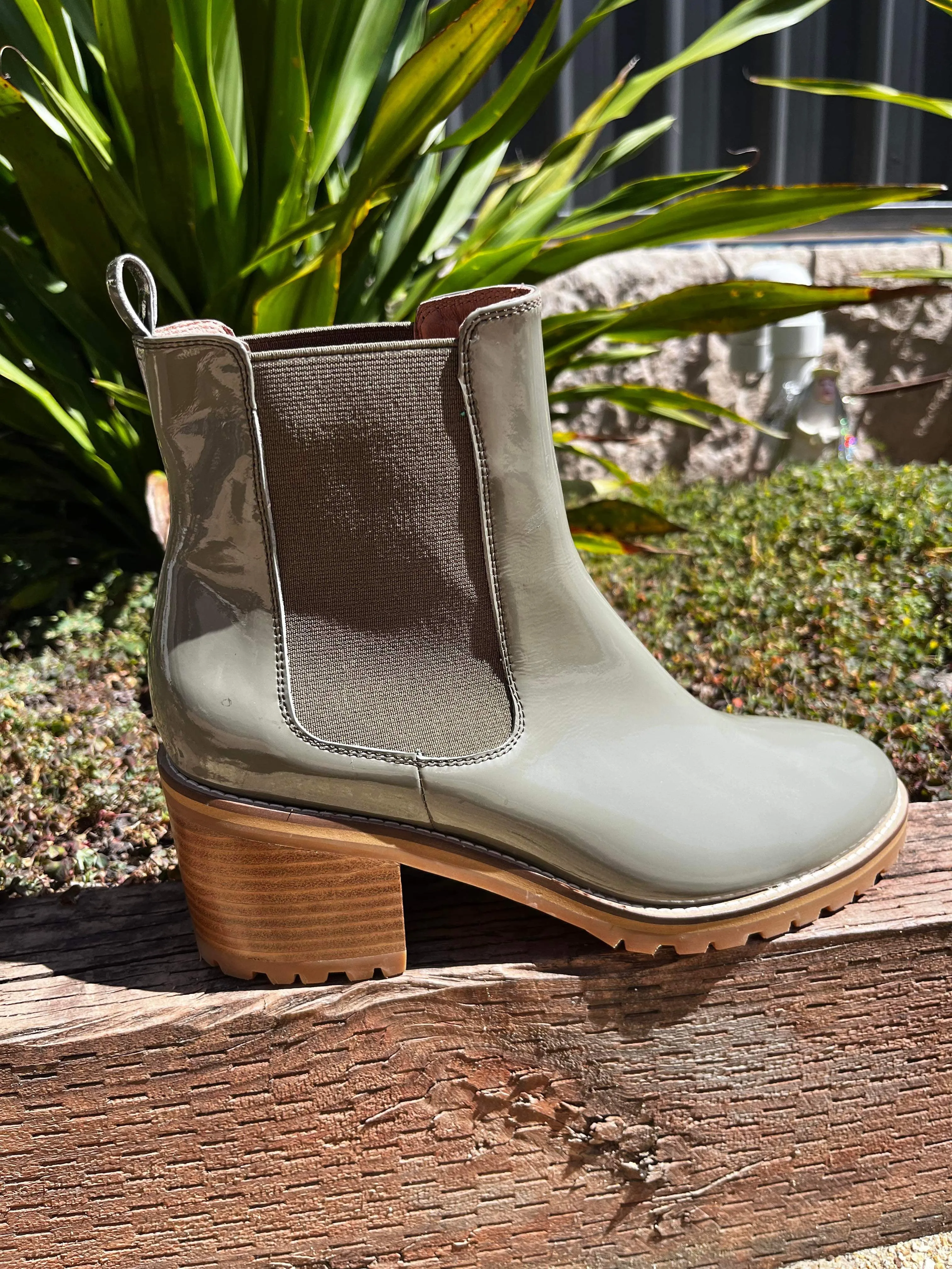 Biscoti Patent Leather Boots - Olive